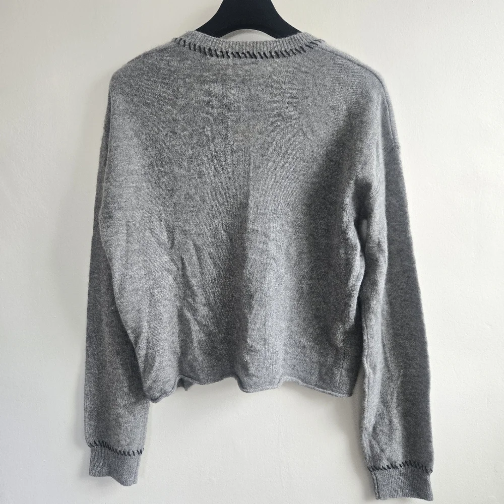 New ATM Anthony Thomas Melillo 100% Cashmere Crewneck Grey Sweater Medium NWT